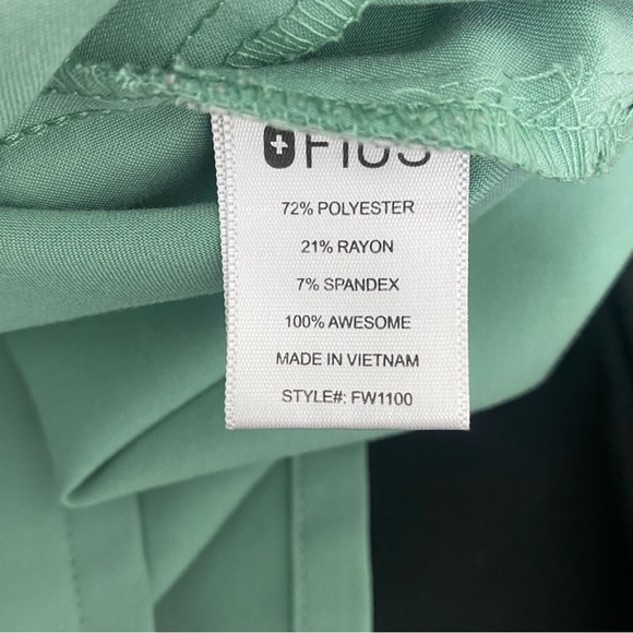 Figs Scrub Set Casma Scrub Top & Yola Skinny Scrub Pants Womens Size S-XS - Picture 5 of 12